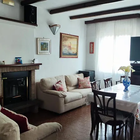 Casaanna Relax Vicino Al Mare E Al Centro Storico Apartman *